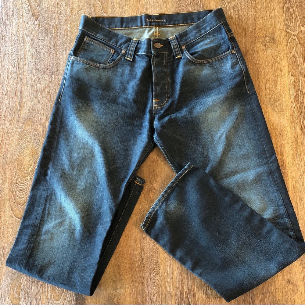 MEN Jeans - Deep washed blue denim straight cut.